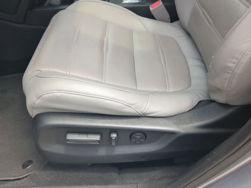 Used 2017 Honda CR-V EX-L image 17