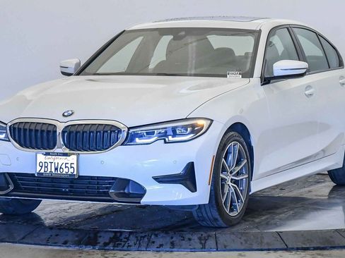 Certified 2022 BMW 330i Sedan w/ Convenience Package image 1