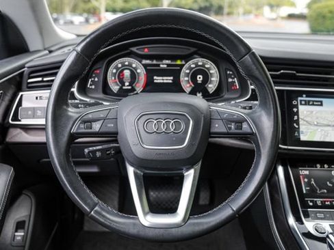 Used 2023 Audi Q8 Premium Plus w/ Premium Plus Package AWD/4WD image 28