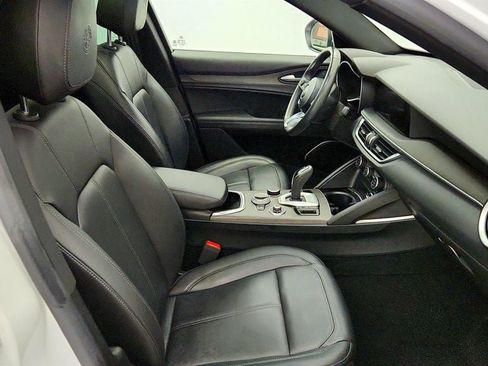 Used 2023 Alfa Romeo Stelvio Ti AWD/4WD image 24