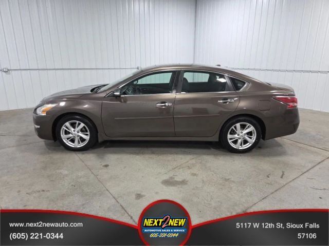 Used 2014 Nissan Altima 2.5 SL w/ Technology Package FWD image 1