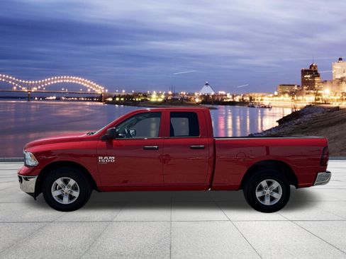 Used 2024 RAM 1500 Classic SLT RWD image 2