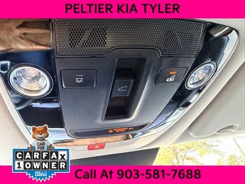 Used 2025 Kia Sportage SX image 25