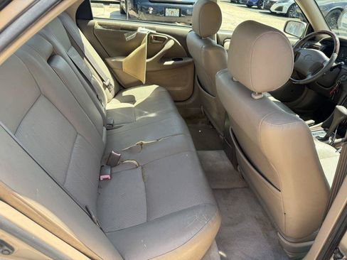 Used 2001 Toyota Camry LE FWD image 13