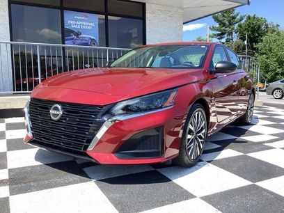 Used 2025 Nissan Altima 2.5 SV