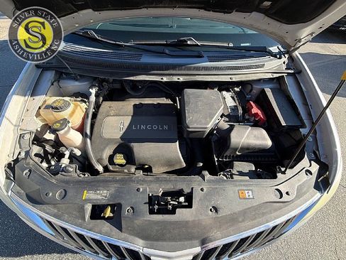 Used 2013 Lincoln MKX AWD image 29