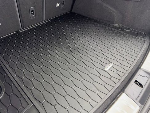 Used 2020 Jaguar F-PACE Checkered Flag image 81