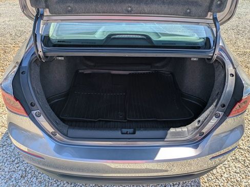 Used 2022 Honda Insight EX image 6