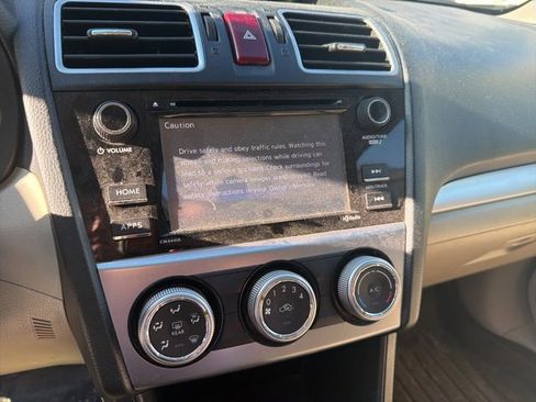 Used 2015 Subaru Crosstrek 2.0i Premium image 17