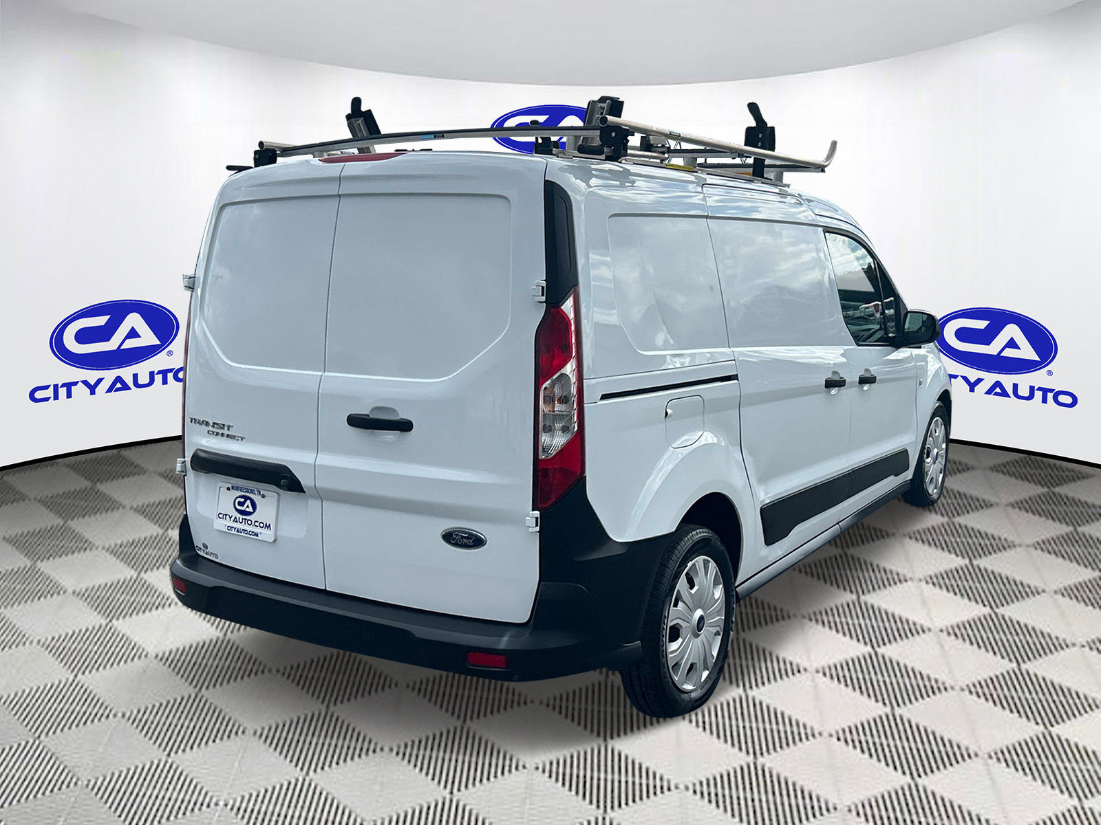 Used 2022 Ford Transit Connect XL FWD image 4