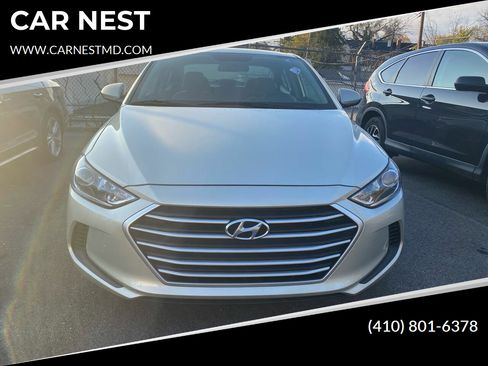 Used 2018 Hyundai Elantra SEL image 1