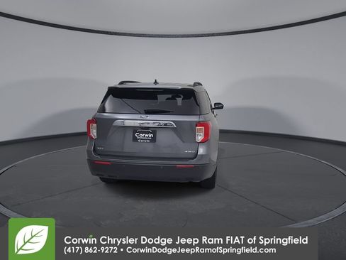 Used 2021 Ford Explorer XLT AWD/4WD image 13