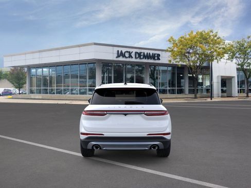 Used 2026 Lincoln Corsair Premiere image 5