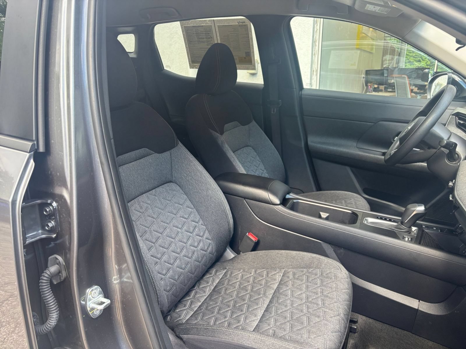 Used 2026 Nissan Kicks SV w/ Cold Weather Package FWD image 34