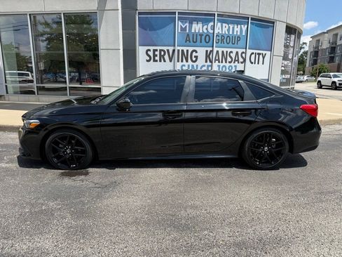 Used 2023 Honda Civic Sport image 2