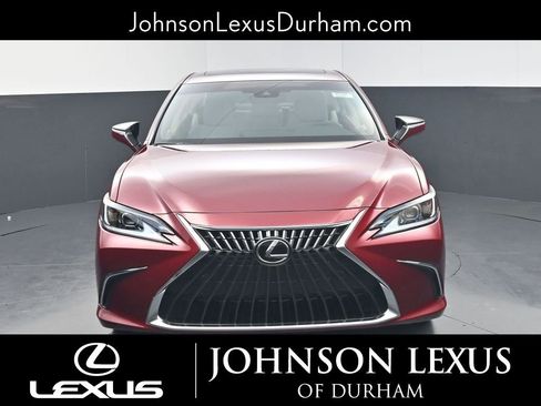 New 2025 Lexus ES 350 w/ Premium Package image 4