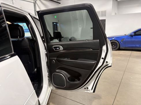 Used 2018 Jeep Grand Cherokee High Altitude AWD/4WD image 40