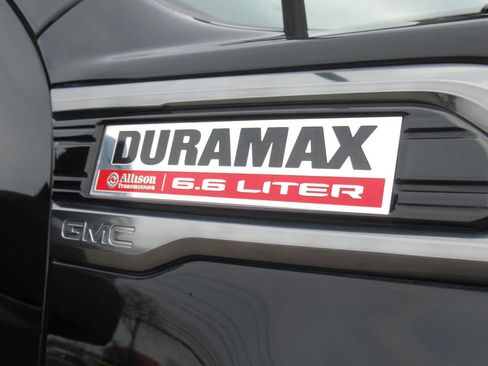 Used 2022 GMC Sierra 3500 AT4 w/ AT4 Preferred Package image 8