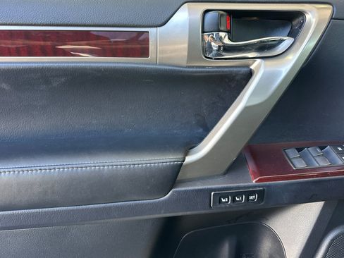 Used 2019 Lexus GX 460 Premium AWD/4WD image 12