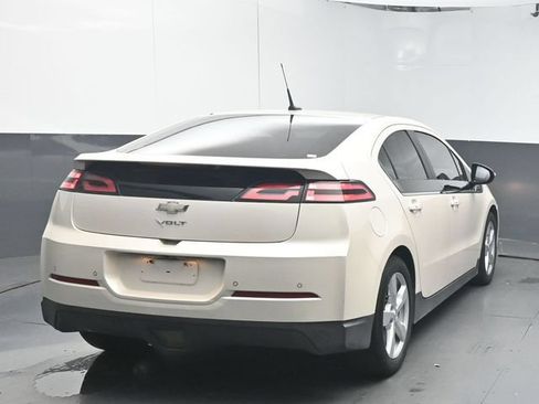 Used 2014 Chevrolet Volt Premium w/ Premium Trim Package FWD image 7