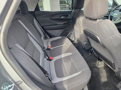 Certified 2023 Chevrolet TrailBlazer LT w/ Convenience Package image 9