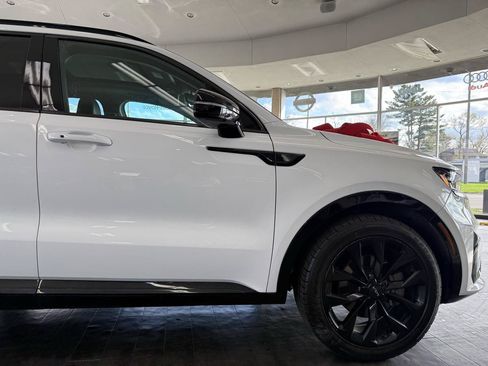 Used 2022 Kia Sorento SX FWD image 6