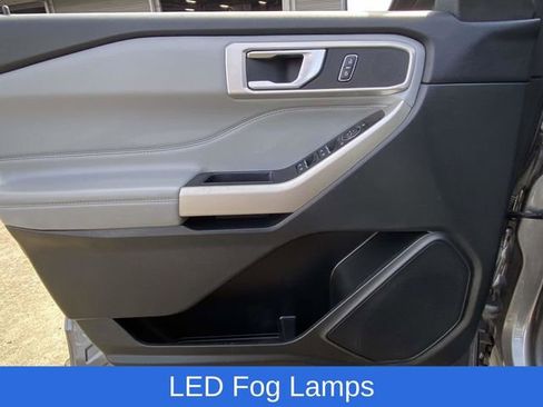 Used 2023 Ford Explorer XLT w/ Equipment Group 202A image 14