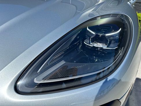 Used 2022 Porsche Macan S image 13