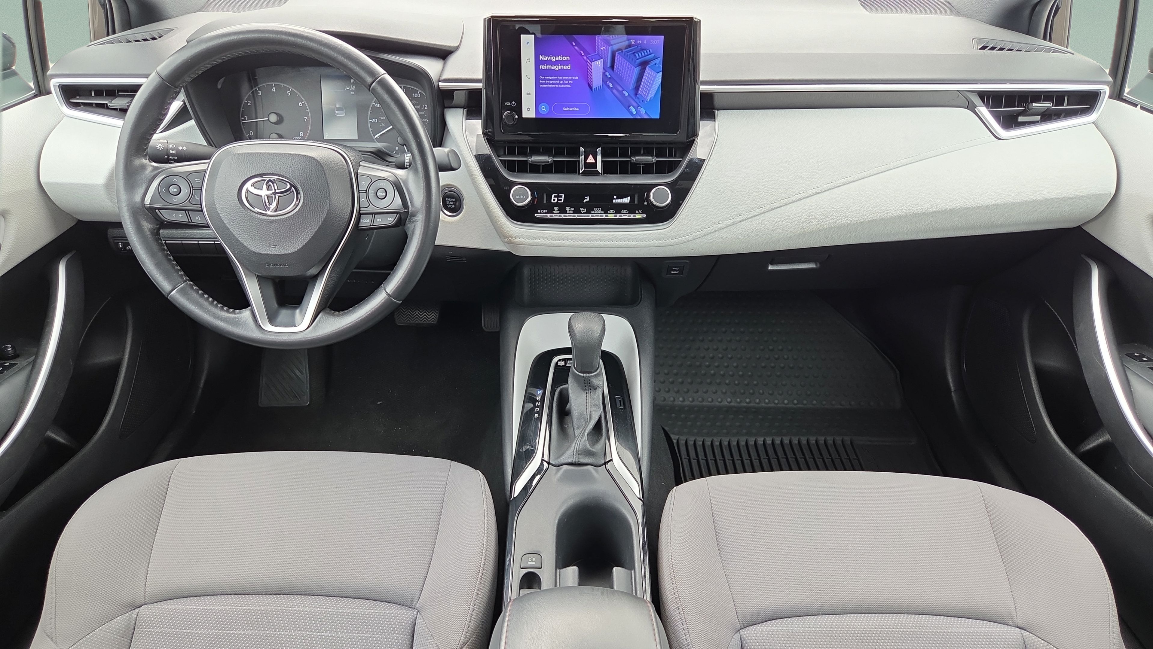 Certified 2024 Toyota Corolla SE FWD image 13
