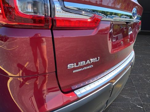 Used 2024 Subaru Ascent Limited AWD/4WD image 31