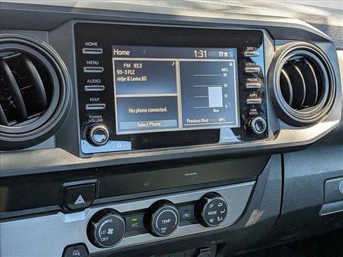 Used 2022 Toyota Tacoma SR image 5