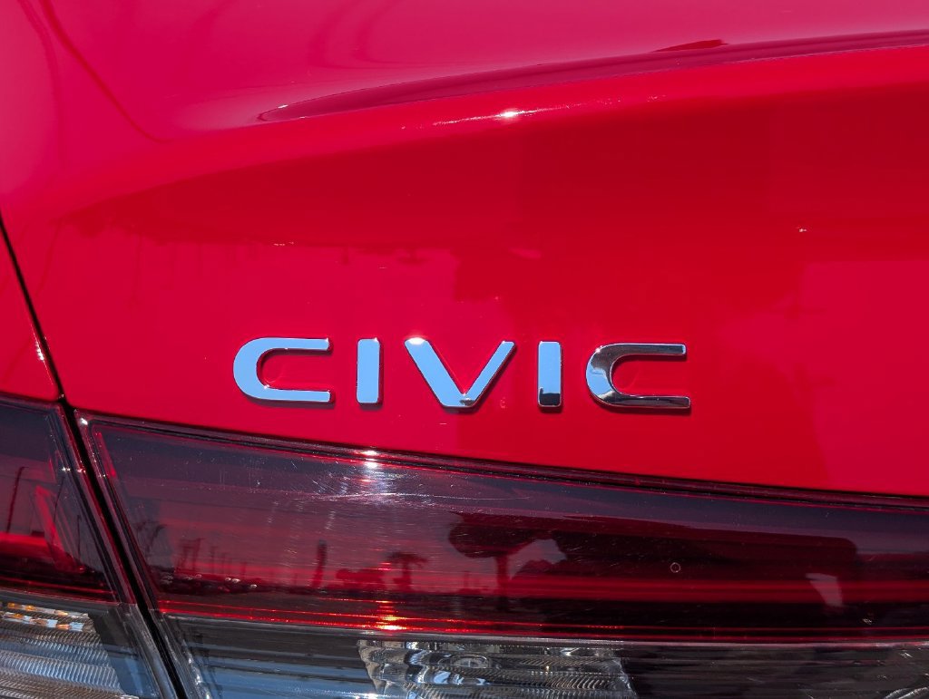 Used 2025 Honda Civic Sport image 5