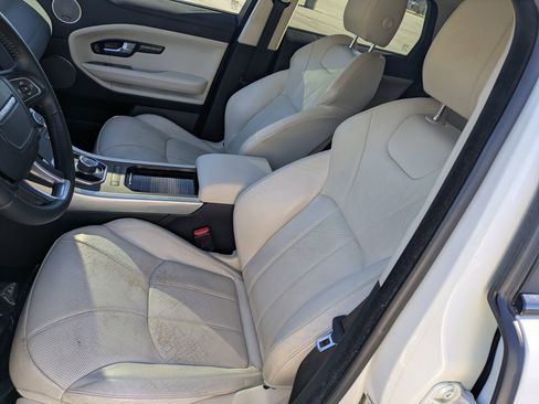 Used 2019 Land Rover Range Rover Evoque HSE image 19