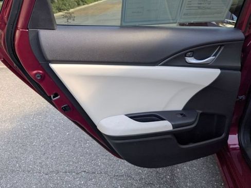 Certified 2022 Honda Insight EX image 30