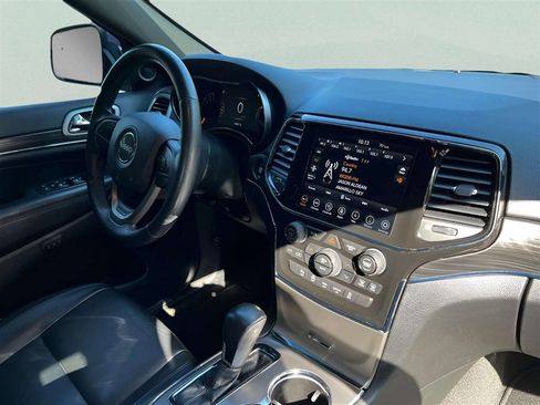 Used 2021 Jeep Grand Cherokee Limited AWD/4WD image 23