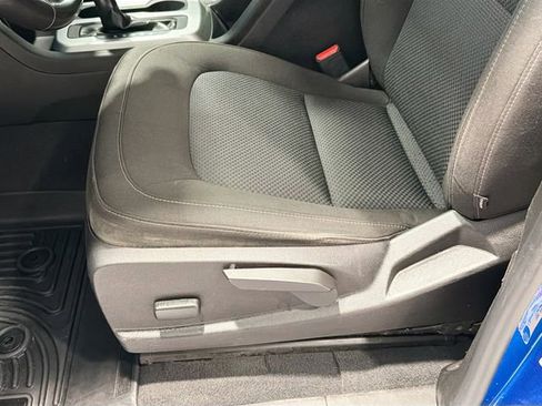 Used 2019 Chevrolet Colorado LT w/ LT Convenience Package AWD/4WD image 18