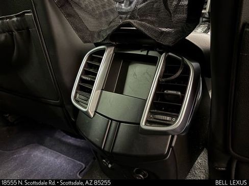 Used 2016 Porsche Cayenne AWD/4WD image 22