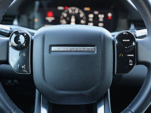 Used 2020 Land Rover Range Rover Evoque SE image 38