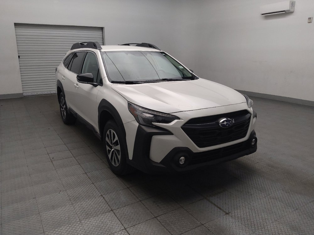 Used 2024 Subaru Outback Premium AWD/4WD image 13