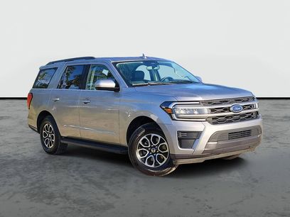 Used 2024 Ford Expedition XLT