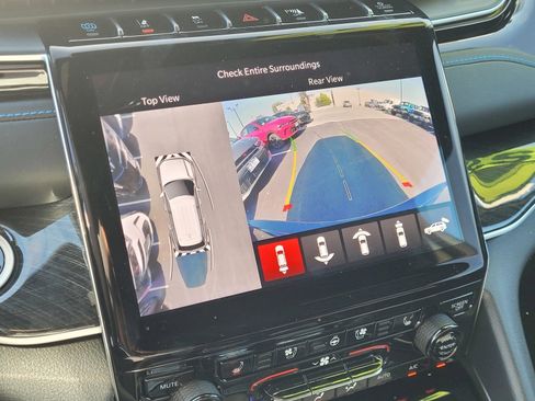 New 2023 Jeep Grand Cherokee Trailhawk w/ Advanced Protech Group II image 6