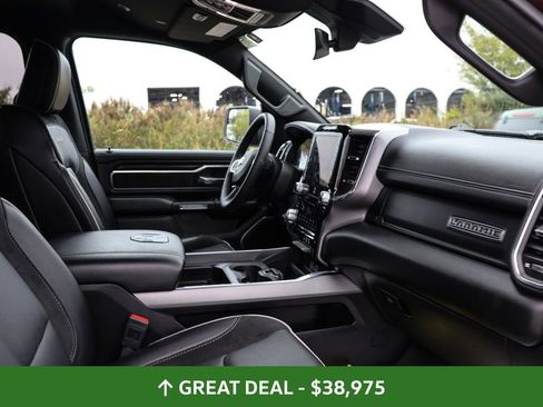 Used 2025 RAM 1500 Laramie image 22