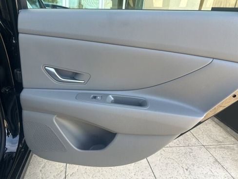 New 2026 Hyundai Elantra SE image 29