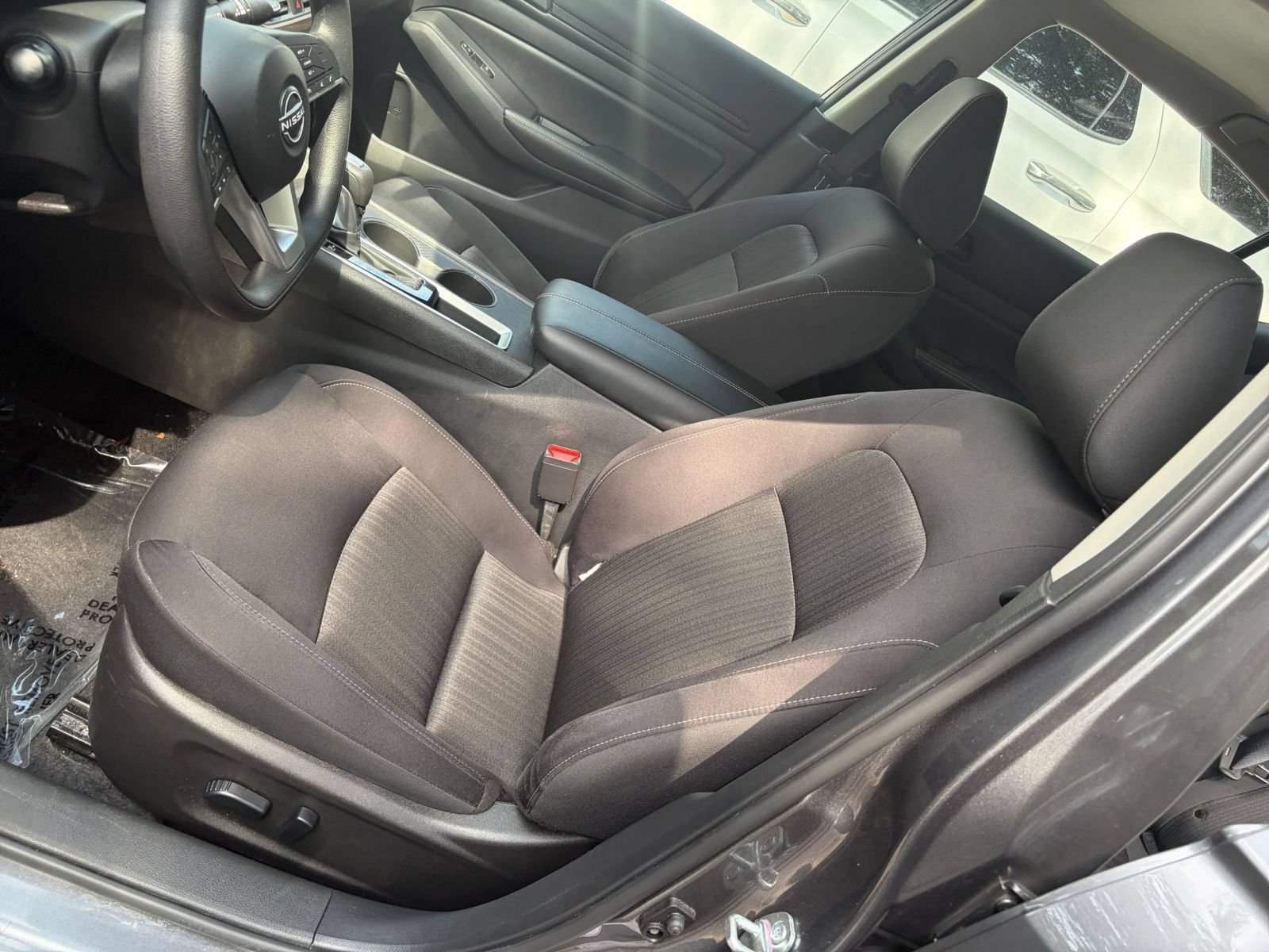 Used 2026 Nissan Altima 2.5 SV FWD image 35