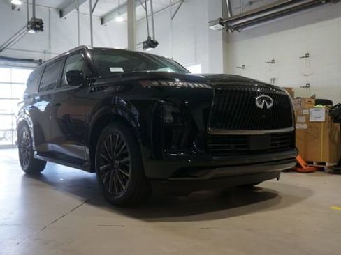New 2026 INFINITI QX80 Autograph AWD/4WD image 3