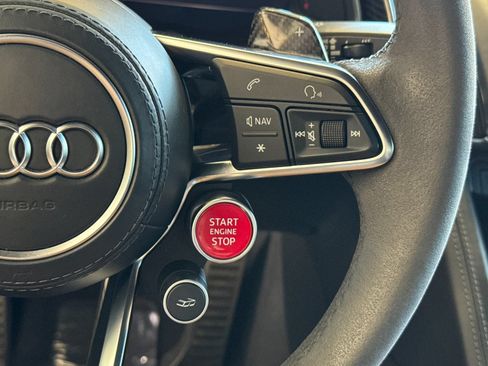 Used 2018 Audi R8 V10 plus w/ Full Leather Package AWD/4WD image 24