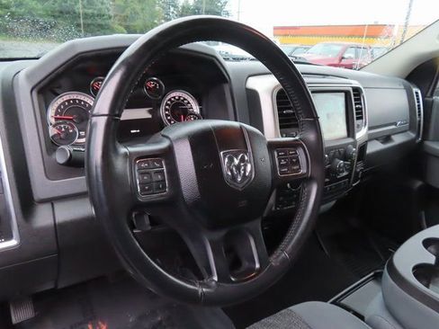 Used 2018 RAM 1500 Big Horn image 16
