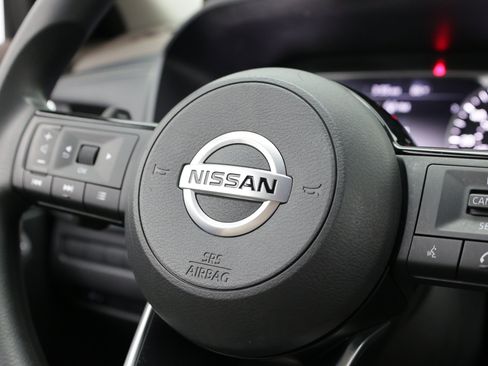Used 2021 Nissan Rogue S FWD image 26