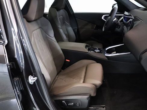 Used 2025 BMW X3 xDrive30i w/ Premium Package image 14