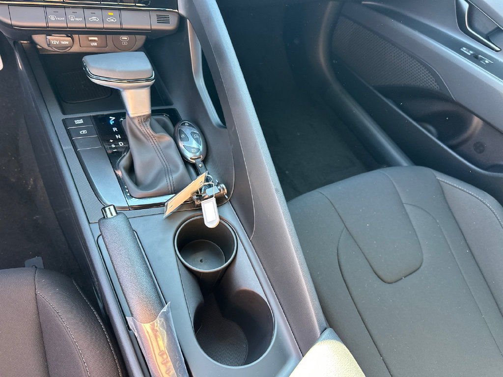 Certified 2026 Hyundai Elantra Sport FWD image 31
